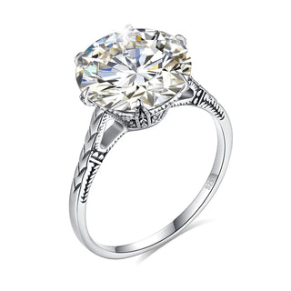 Moissanite Diamond Rings